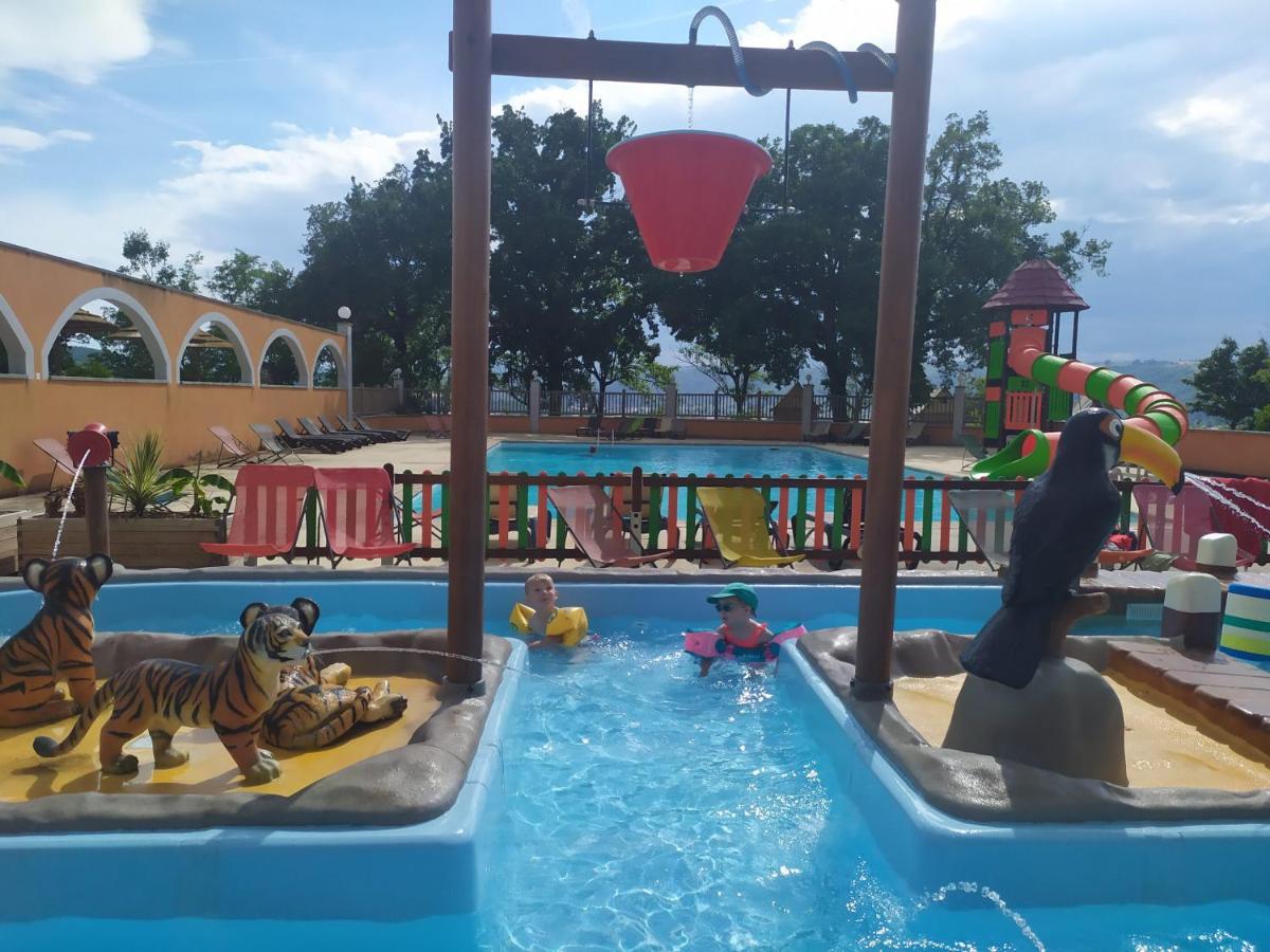 Camping Domaine De Senaud 阿尔邦 外观 照片